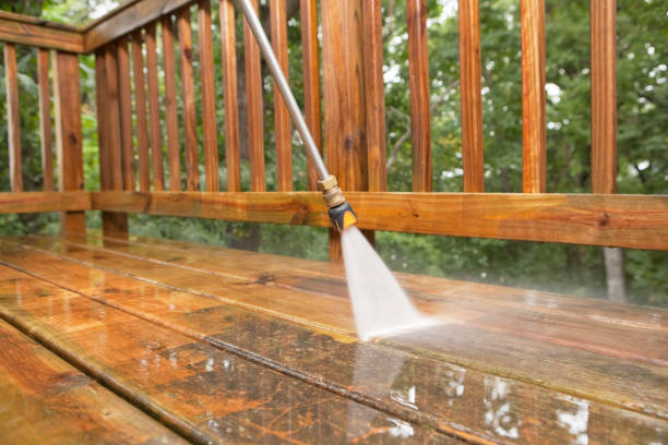 Best Driveway Pressure Washing  in Brecksville, OH